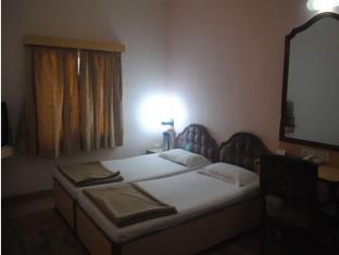 Padma Hotel Puri Buitenkant foto